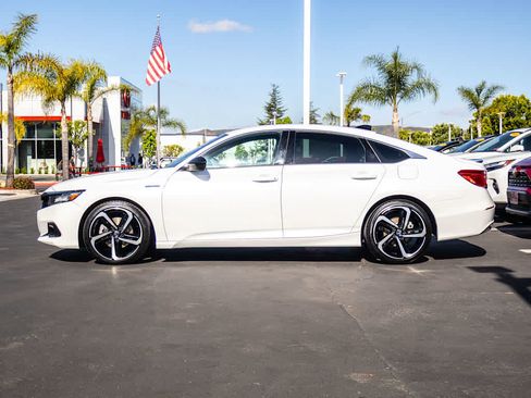 Used 2022 Honda Accord Sport image 4