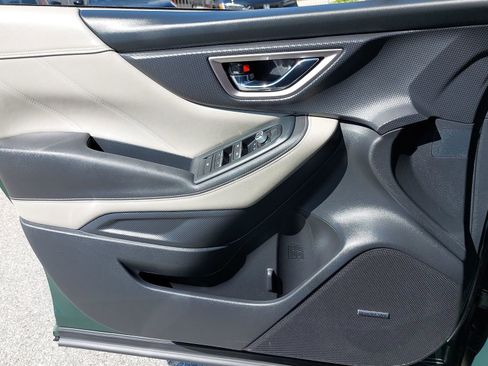 Certified 2024 Subaru Forester Limited w/ Convenience Package image 27