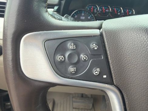 Used 2019 GMC Yukon SLT w/ Premium Edition AWD/4WD image 10