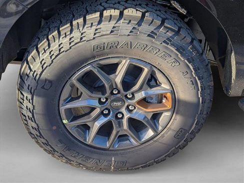 New 2025 Ford Expedition Tremor image 9