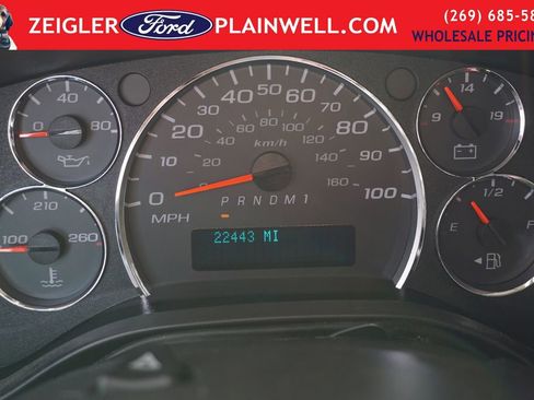 Used 2024 Chevrolet Express 2500 w/ Driver Convenience Package RWD image 22
