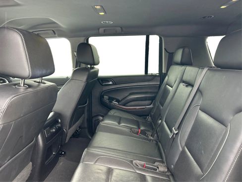Used 2019 GMC Yukon XL SLT image 10