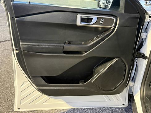 Used 2023 Ford Explorer 4WD Police Interceptor image 25