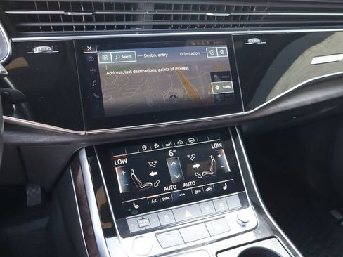 Used 2020 Audi Q8 Premium w/ Black Optic Package AWD/4WD image 7