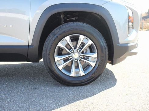 New 2026 Chevrolet Equinox LT w/ LPO, Floor Liner Package image 4