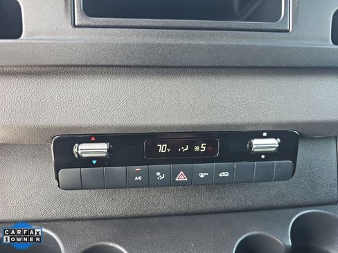 Used 2025 Mercedes-Benz Sprinter 2500 image 20