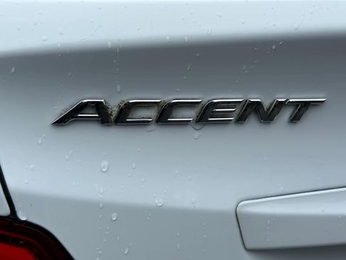 Used 2016 Hyundai Accent SE FWD image 6