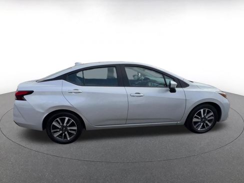 Used 2025 Nissan Versa SV FWD image 16