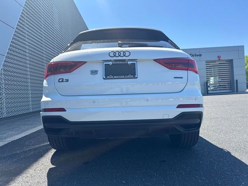 Certified 2025 Audi Q3 2.0T Premium w/ Convenience Package AWD/4WD image 17