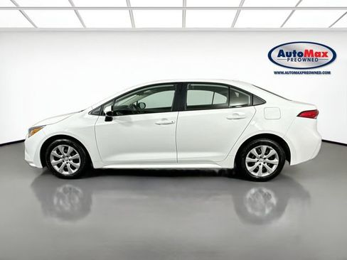 Used 2024 Toyota Corolla LE image 8