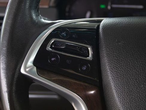 Used 2017 Cadillac XTS Luxury image 12