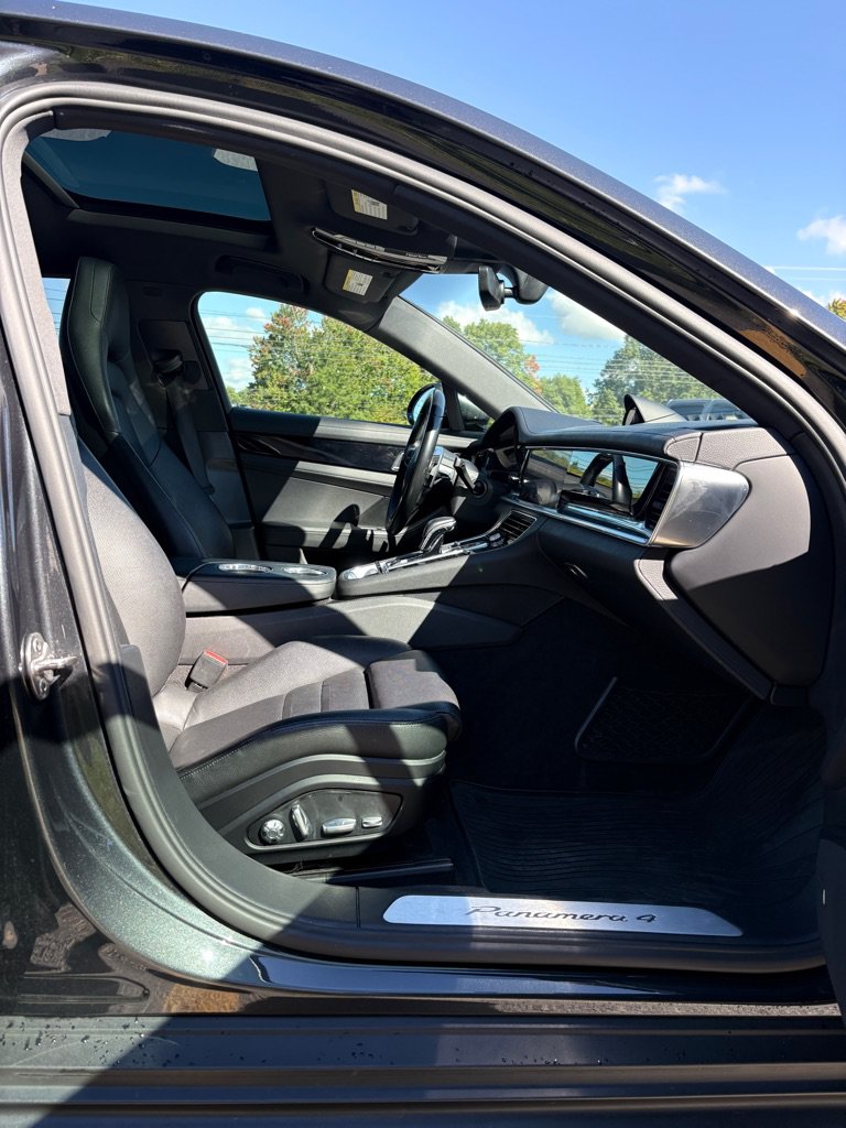 Used 2019 Porsche Panamera 4 AWD/4WD image 12