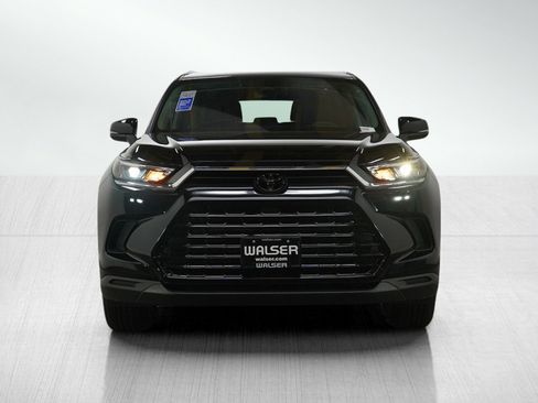 Used 2024 Toyota Grand Highlander XLE image 8