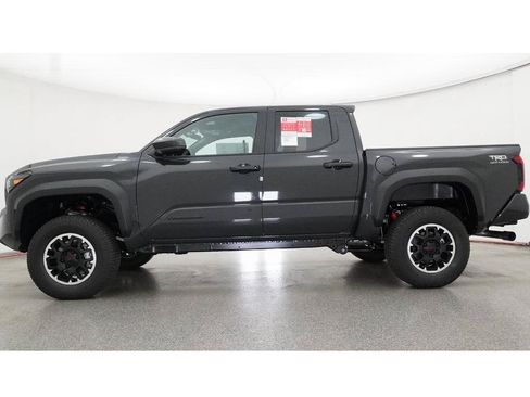 New 2026 Toyota Tacoma TRD Off-Road AWD/4WD image 19