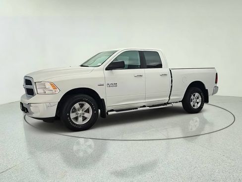 Used 2017 RAM 1500 Classic SLT AWD/4WD image 7