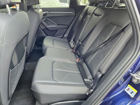 Used 2021 Audi Q3 2.0T Premium w/ Convenience Package image 10