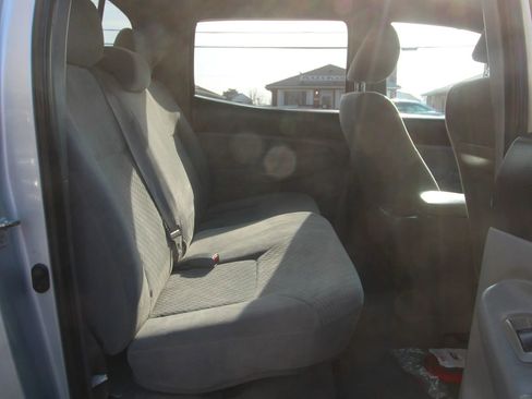 Used 2009 Toyota Tacoma PreRunner image 12