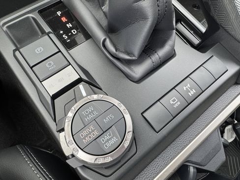 New 2025 Toyota 4Runner TRD Off-Road Premium image 29