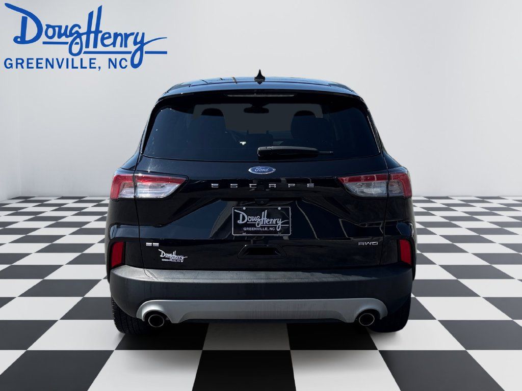Used 2022 Ford Escape SE AWD/4WD image 4