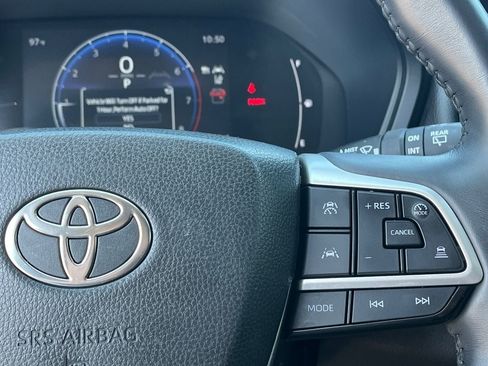 Used 2024 Toyota Grand Highlander FWD image 20