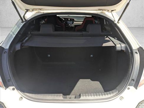 Used 2018 Honda Civic Type R image 6