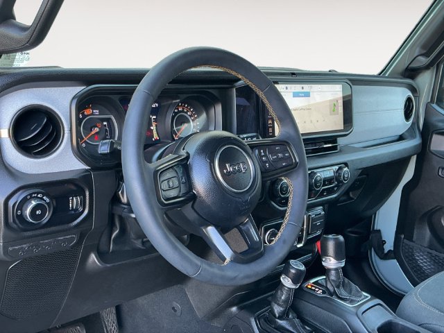 Used 2024 Jeep Wrangler Unlimited Sport AWD/4WD image 13