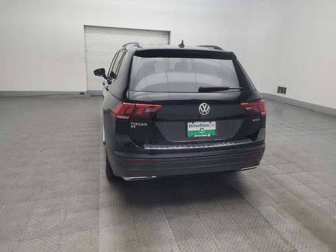 Used 2019 Volkswagen Tiguan SE w/ Panoramic Sunroof Package AWD/4WD image 6