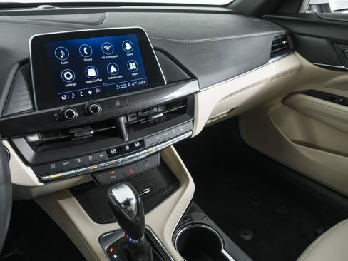 Used 2023 Cadillac CT4 Luxury image 26