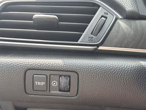 Used 2021 Honda Accord EX-L image 24
