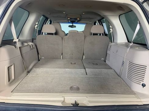 Used 2003 Ford Expedition XLT AWD/4WD image 24