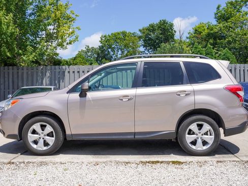 Used 2016 Subaru Forester 2.5i Limited AWD/4WD image 5