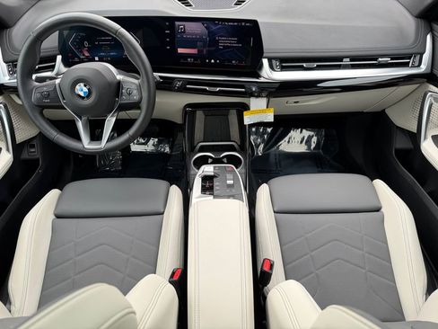 Certified 2026 BMW X1 xDrive28i w/ Convenience Package AWD/4WD image 10