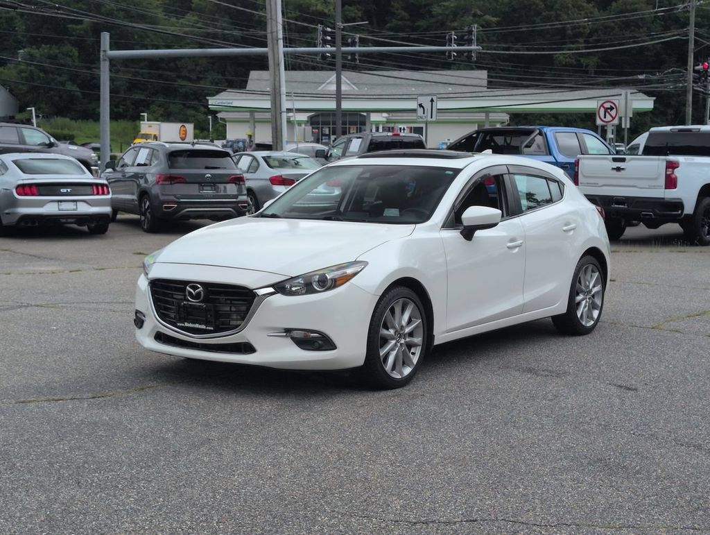 Used 2017 MAZDA MAZDA3 Grand Touring FWD image 8