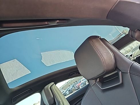 Used 2023 Audi e-tron GT Premium Plus image 10