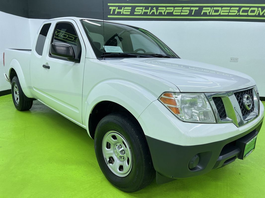 Used 2019 Nissan Frontier S RWD image 2