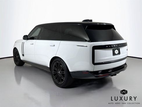 Used 2023 Land Rover Range Rover Long Wheelbase Autobiography AWD/4WD image 6