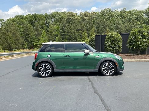 Used 2021 MINI Cooper S FWD image 5