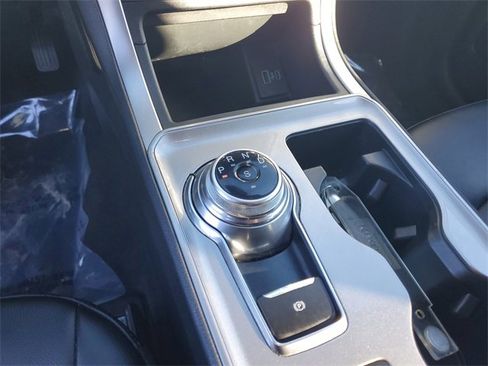 Used 2023 Ford Edge SEL image 22