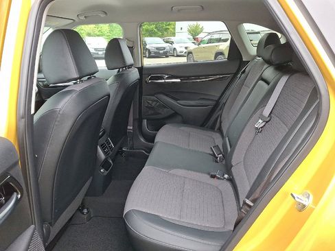 Used 2023 Kia Seltos S AWD/4WD image 12