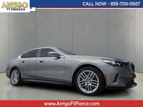 Used 2024 BMW 530i xDrive w/ Premium Package AWD/4WD image 1