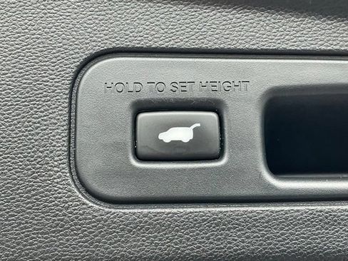 Used 2022 Acura MDX SH-AWD w/ Advance Package image 22