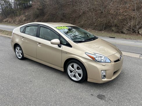 Used 2011 Toyota Prius Four image 10