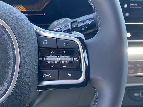 New 2026 Kia Carnival LXS FWD image 15