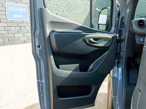 New 2026 Mercedes-Benz Sprinter 2500 image 11