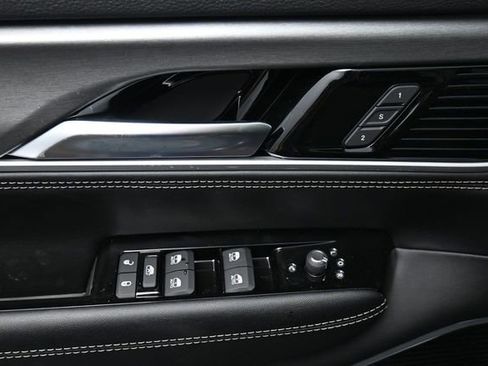 New 2026 Jeep Grand Wagoneer Limited AWD/4WD image 16