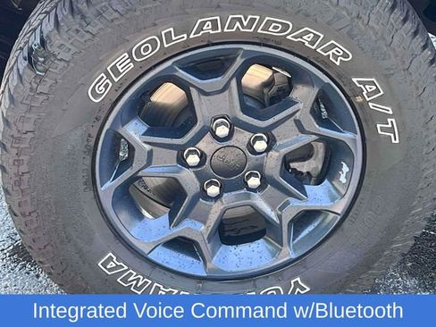 Used 2023 Jeep Wrangler Unlimited image 14