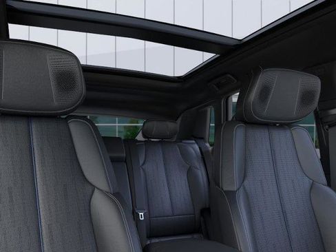 New 2025 Cadillac Lyriq Sport image 24