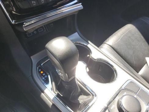 Used 2021 Jeep Grand Cherokee Limited w/ Premium Lighting Group image 25