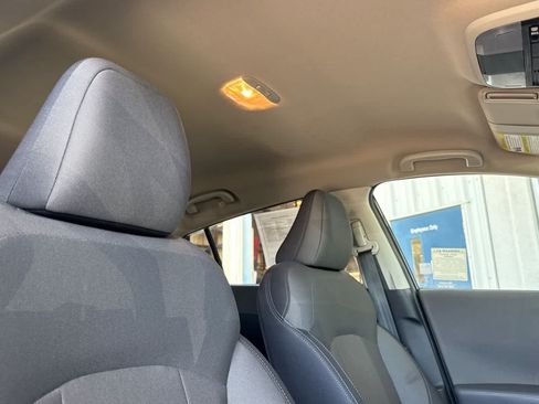 Used 2024 Subaru Crosstrek 2.0i AWD/4WD image 18