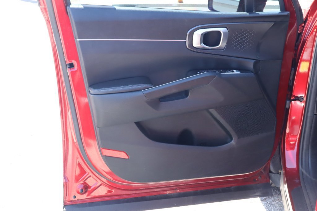 Used 2022 Kia Sorento S FWD image 18